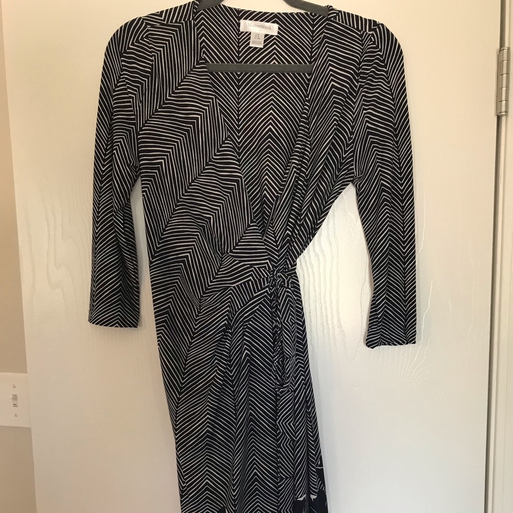 Motherhood Maternity navy blue floral dress